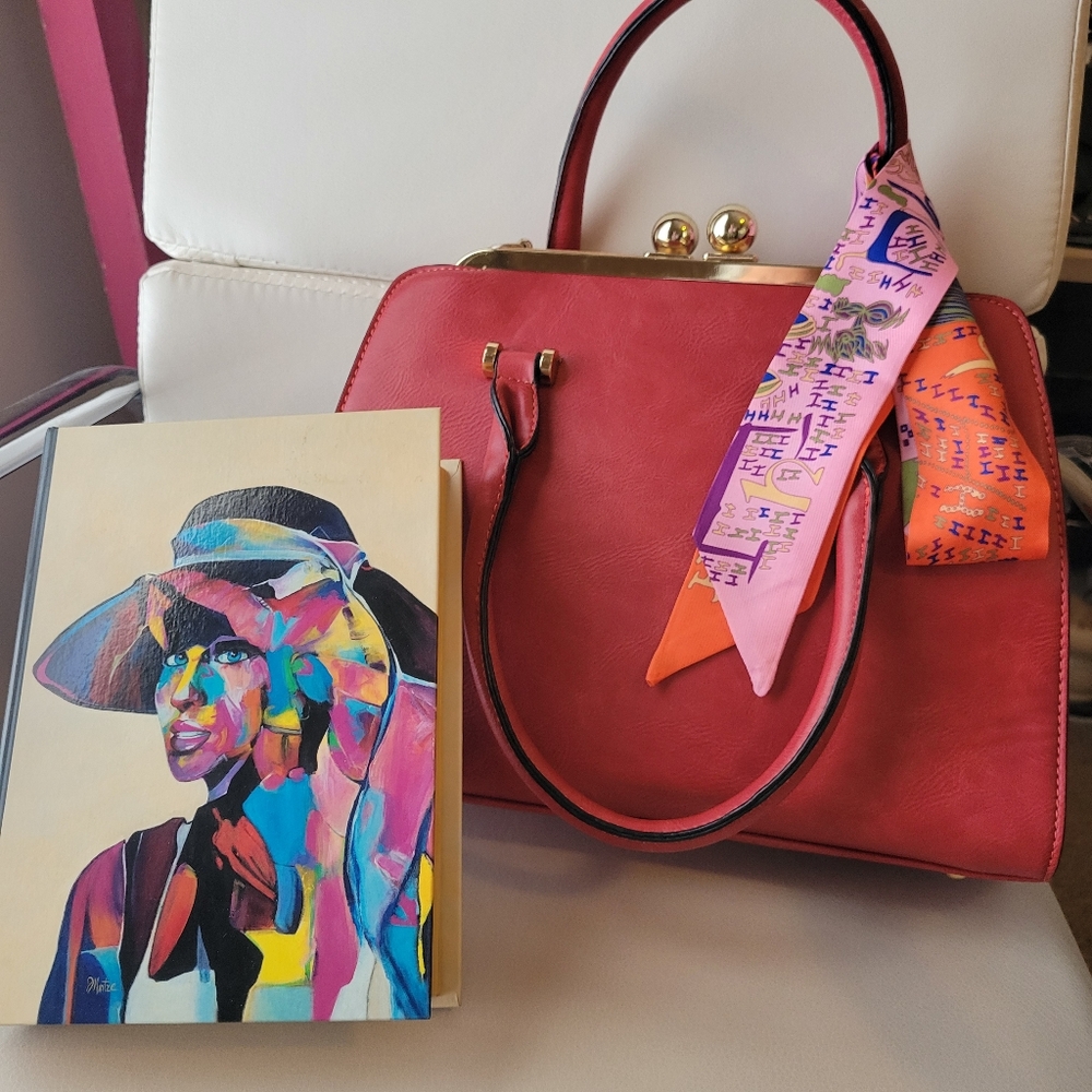 Big Pink Bag! Faux Leather Purse Gold Tone Accent Big Kisslock Closure ~ Strap